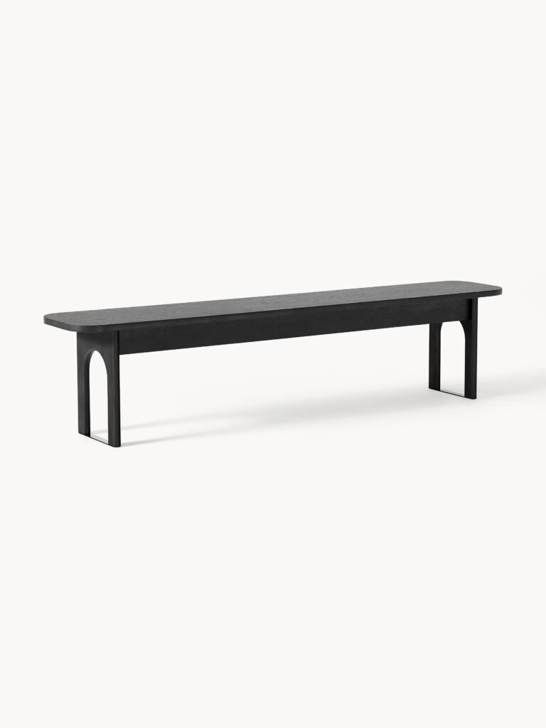 Juodas medinis suoliukas Apollo, 200x37 cm, su lakuota ąžuolo faneruote ir elegantiškomis kojomis, minimalistiniame fone.