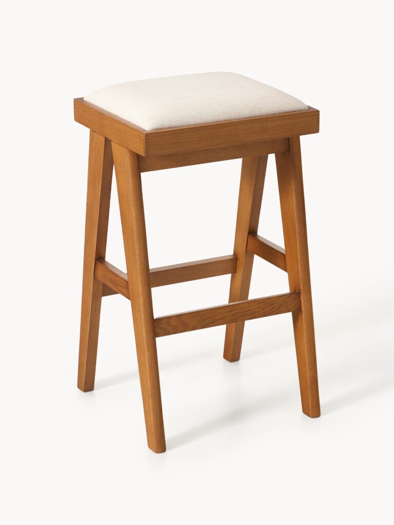 Paminkštinta baro kėdė Sissi, 75 cm, su tamsios medienos rėmu ir kreminės baltos spalvos apmušalu, minimalistinio dizaino.