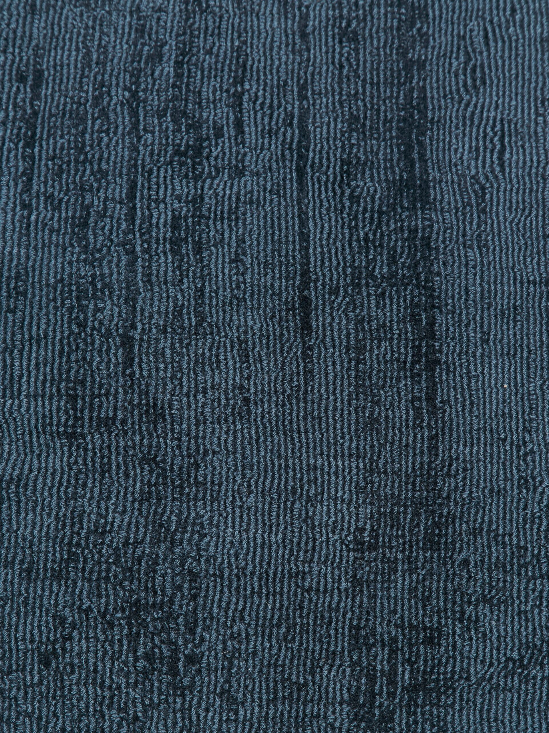 Row3 Image